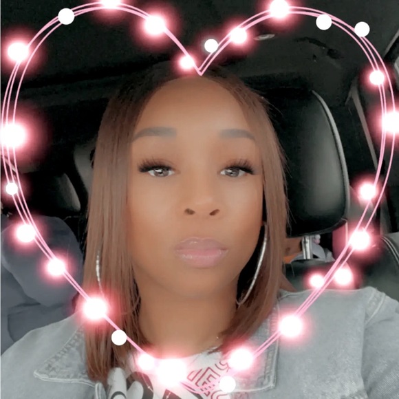 Meet your Posher, Tisha - Picture 1 of 1